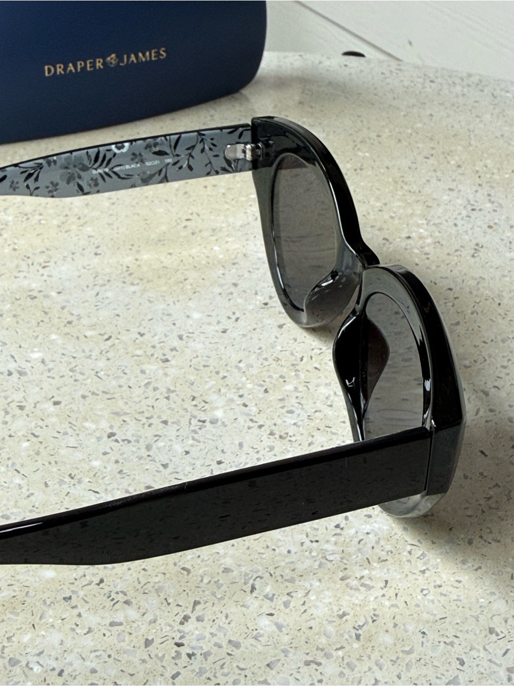 Draper James RSVP Women’s Black Cat-Eye Sunglasses DJ9019 - Picture 5 of 10